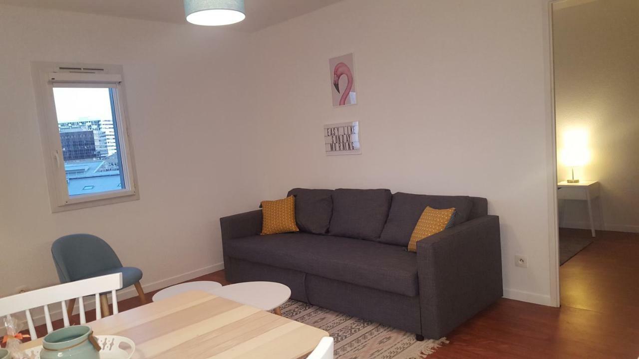 Appartement Sur L'Ile De Nantes - Place De Parking Gratuit Zewnętrze zdjęcie